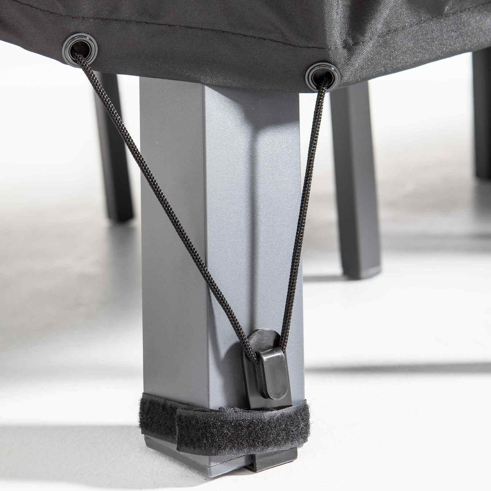 Housse de table de jardin noire 240 x 130 cm | COV'UP