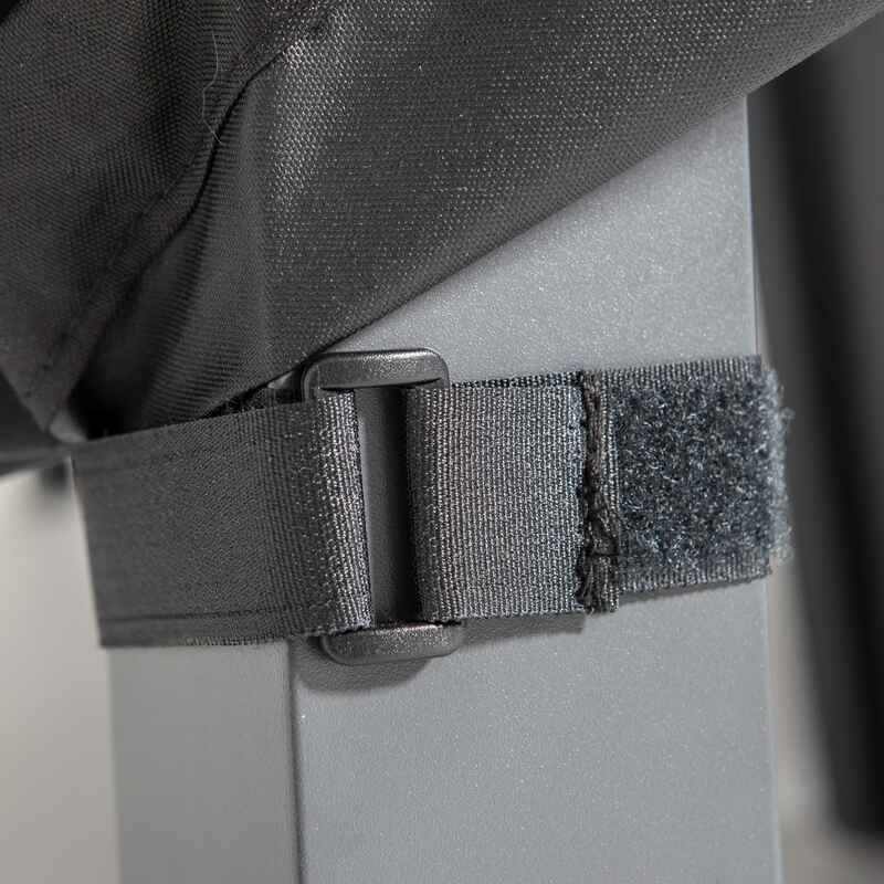 Housse de table de jardin noire 240 x 130 cm