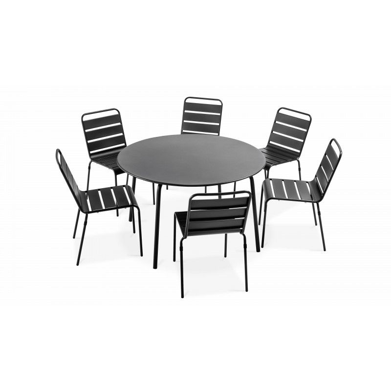 Table ronde intérieure et 6 chaises Table ronde intérieure et 6 chaises