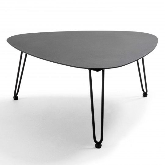 Table basse de jardin triangulaire avec pieds inclinés | Oviala