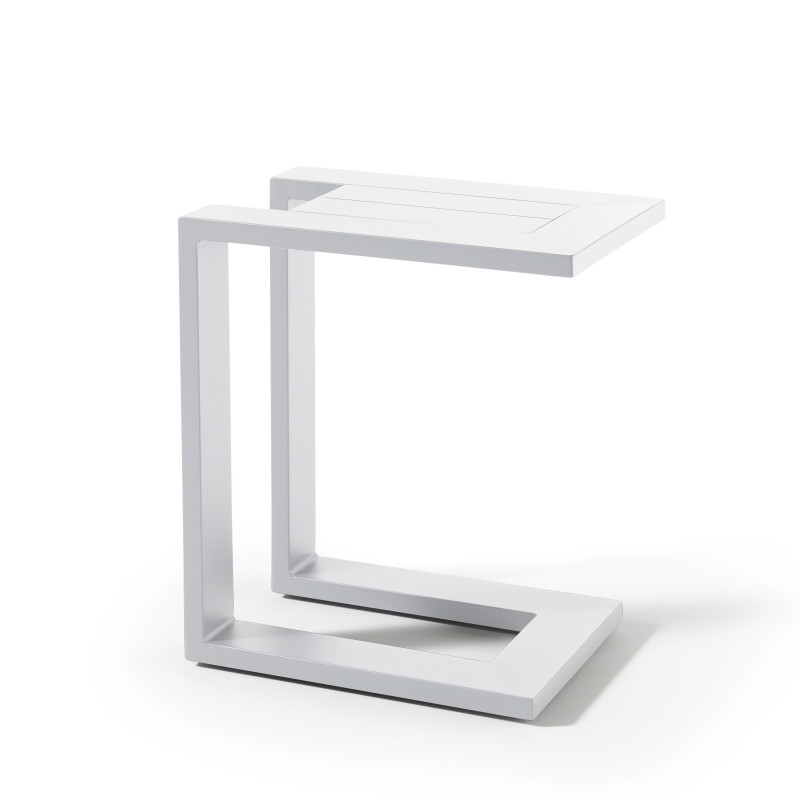 Table basse blanche pour bain de soleil