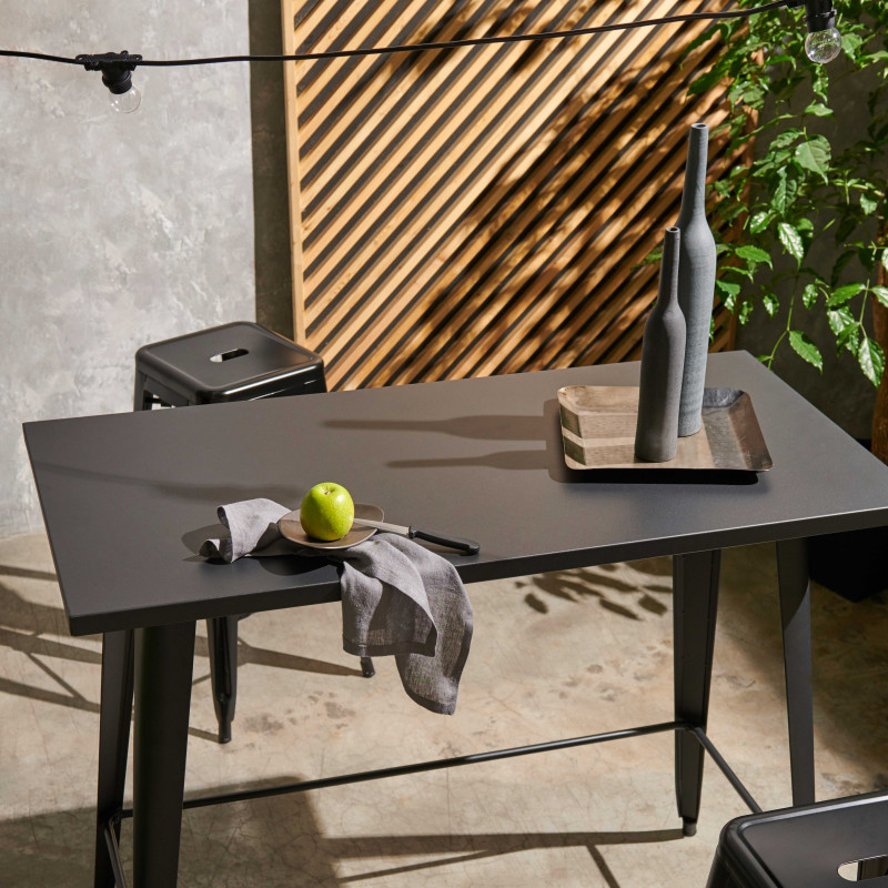 Table haute en métal