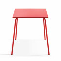 Table bistro carrée rouge en métal