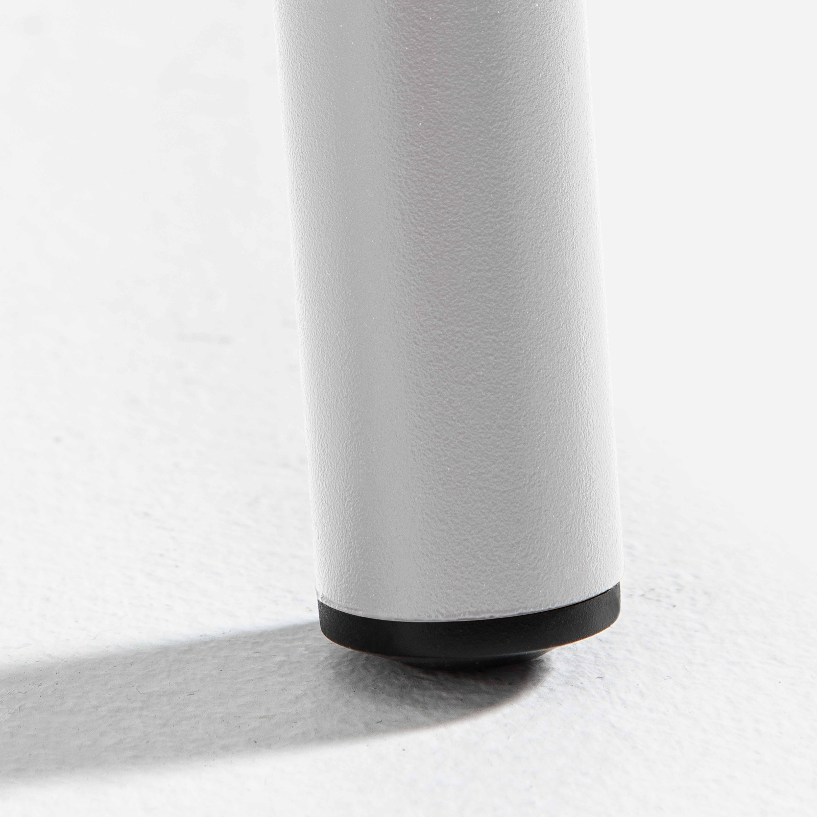 Table blanche en métal 8 places