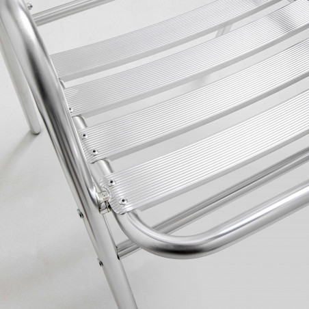 Focus chaise terrasse hôtel en aluminium
