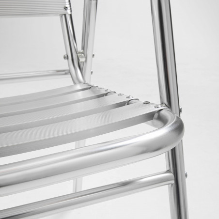 Focus chaise terrasse bistro café en aluminium