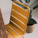 Focus chaise en métal JAUNE