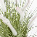 Focus plante artificielle herbe folle Penninsetum Focus plante artificielle herbe folle Penninsetum