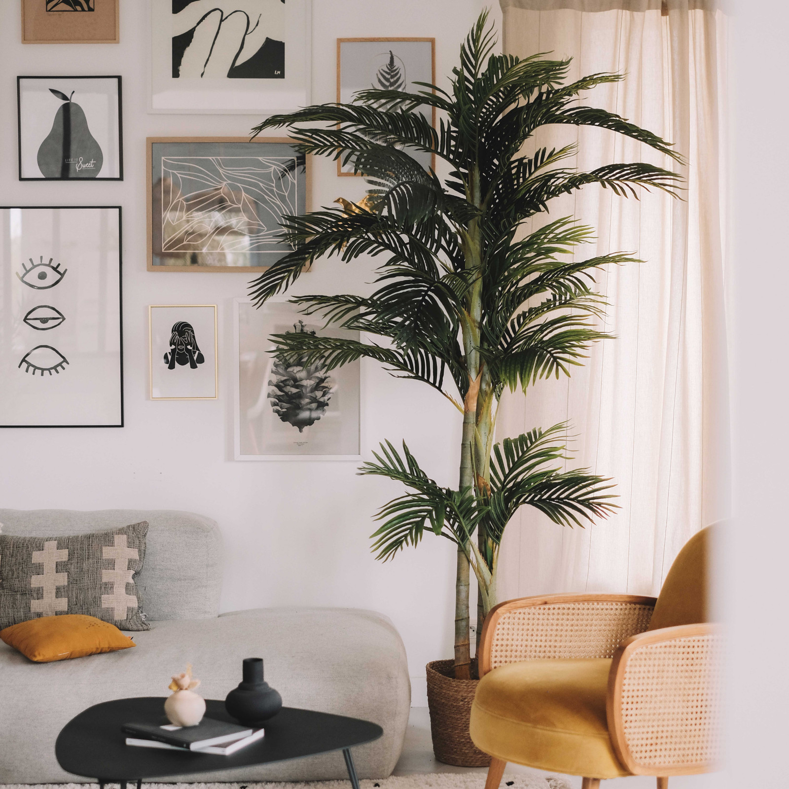 Grand palmier artificiel intérieur