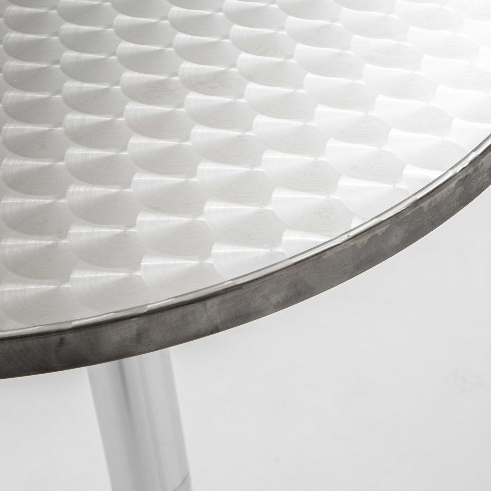 Focus plateau ange debout rond en aluminium