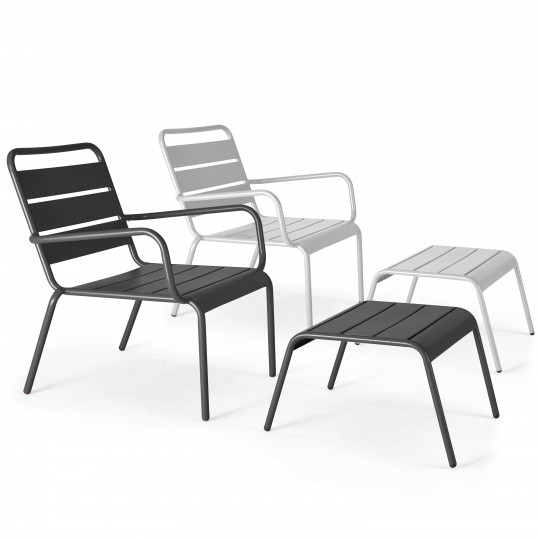 Lot de 2 fauteuils bas et repose-pieds en métal dépareillés (1/1)