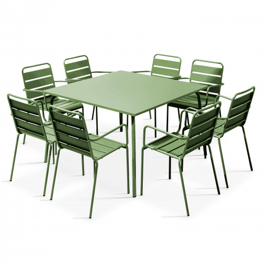 Table de jardin carrée et 8 fauteuils en métal