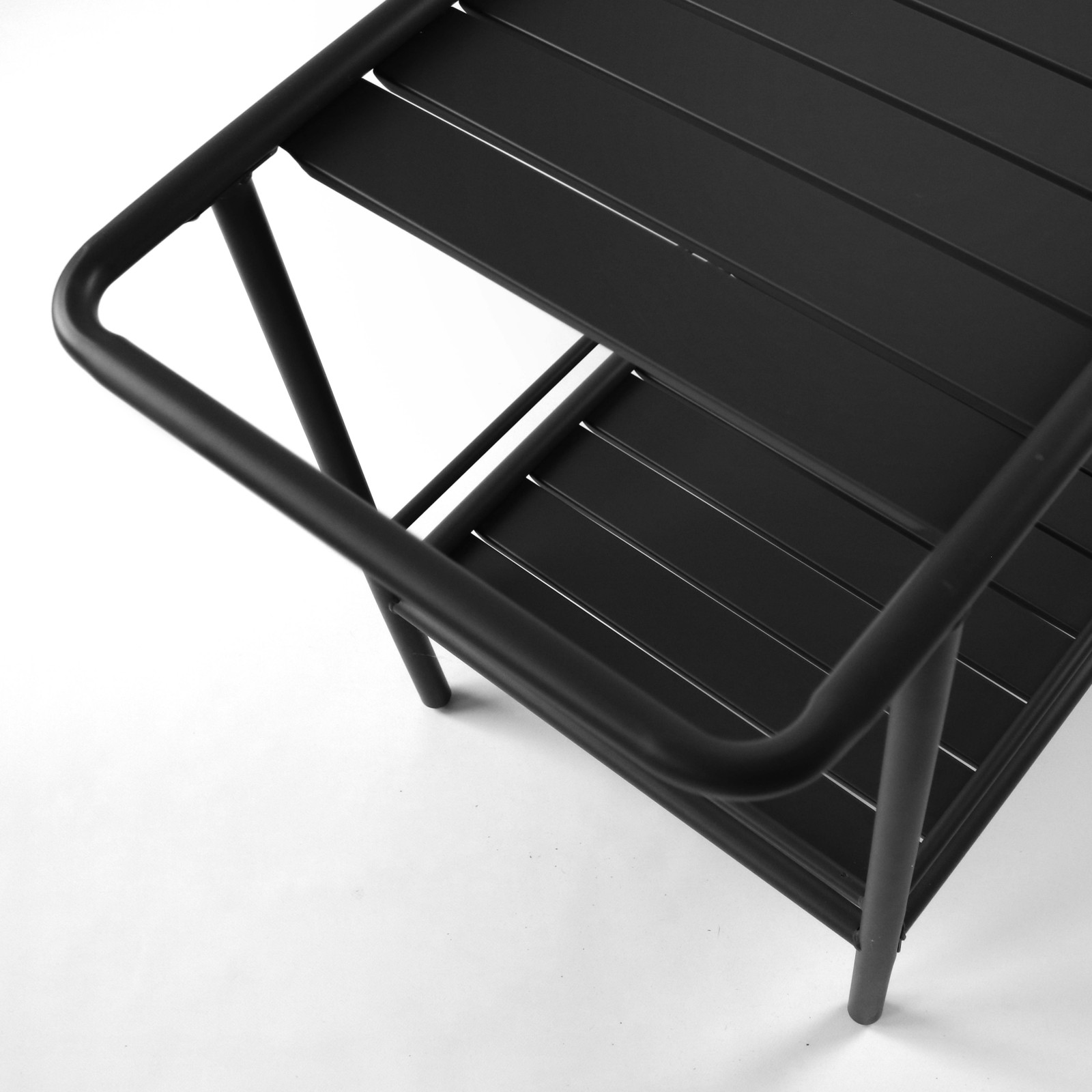 Desserte de jardin à roulettes en acier thermolaqué Desserte de jardin à roulettes en acier thermolaqué