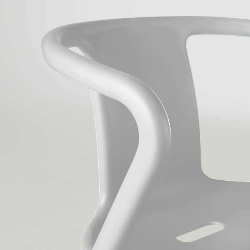 Lot de 4 chaises en plastique avec accoudoirs empilables (4/6)