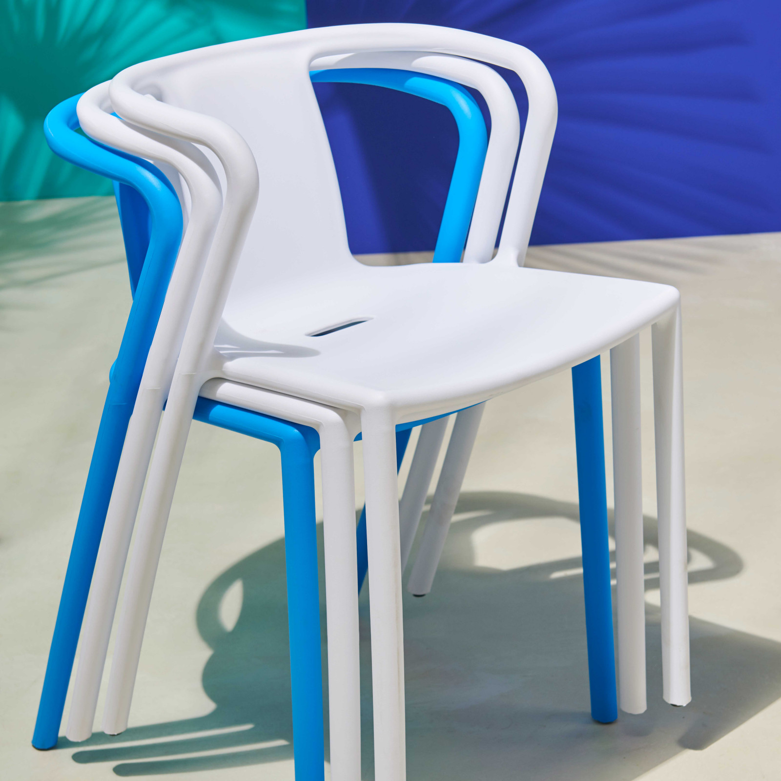 Fauteuil de jardin design en plastique