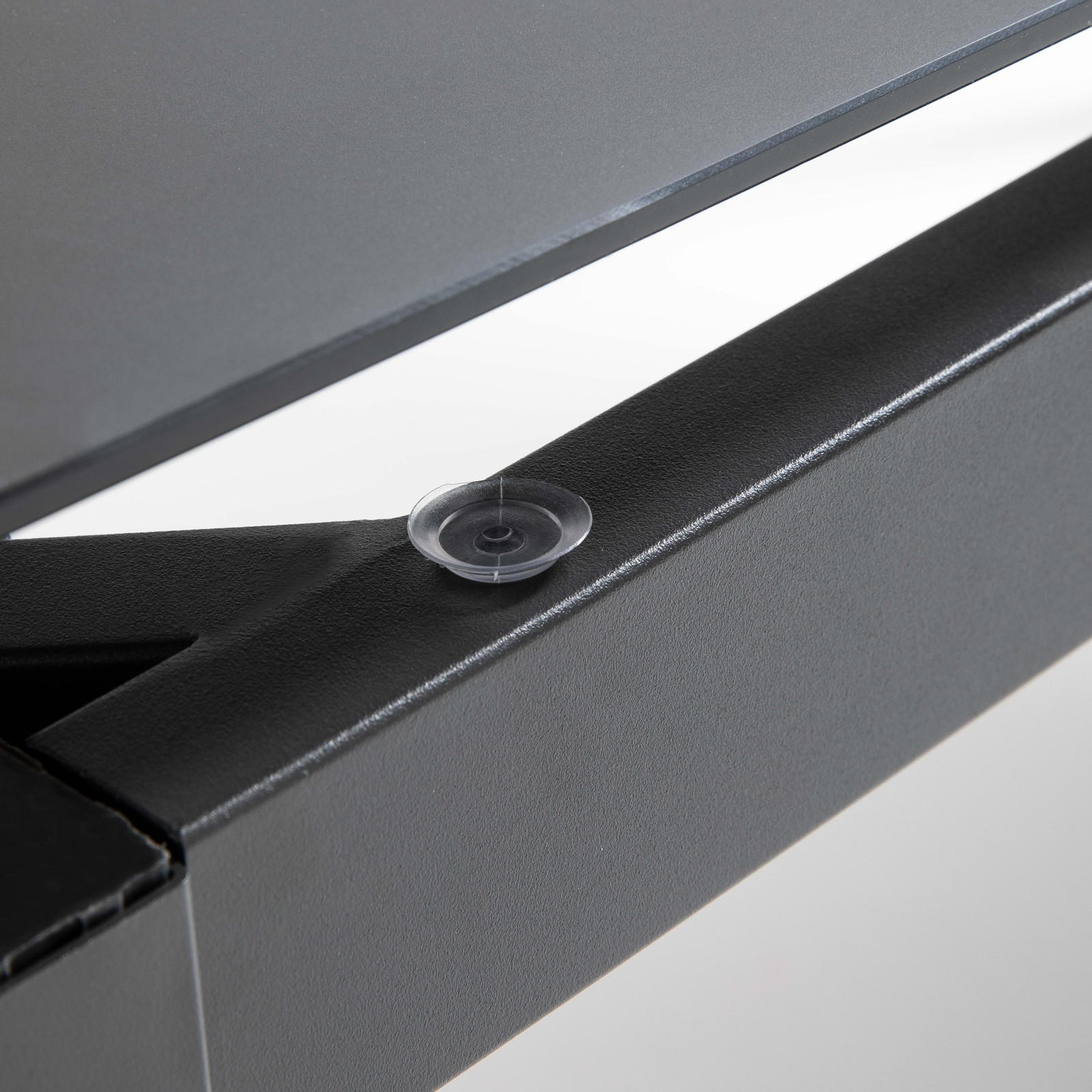 Table de jardin en aluminium avec plateau en verre sécurit