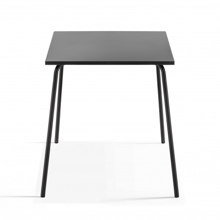 Ensemble table carrée (70 x 70 x 72 cm) et 4 chaises