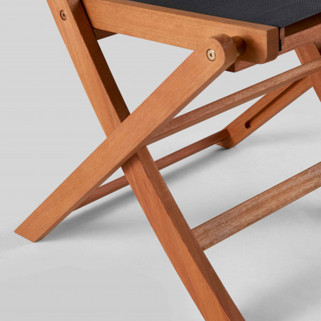 Table de jardin en bois extensible (200/250 cm) + 2 fauteuils et 6 chaises
