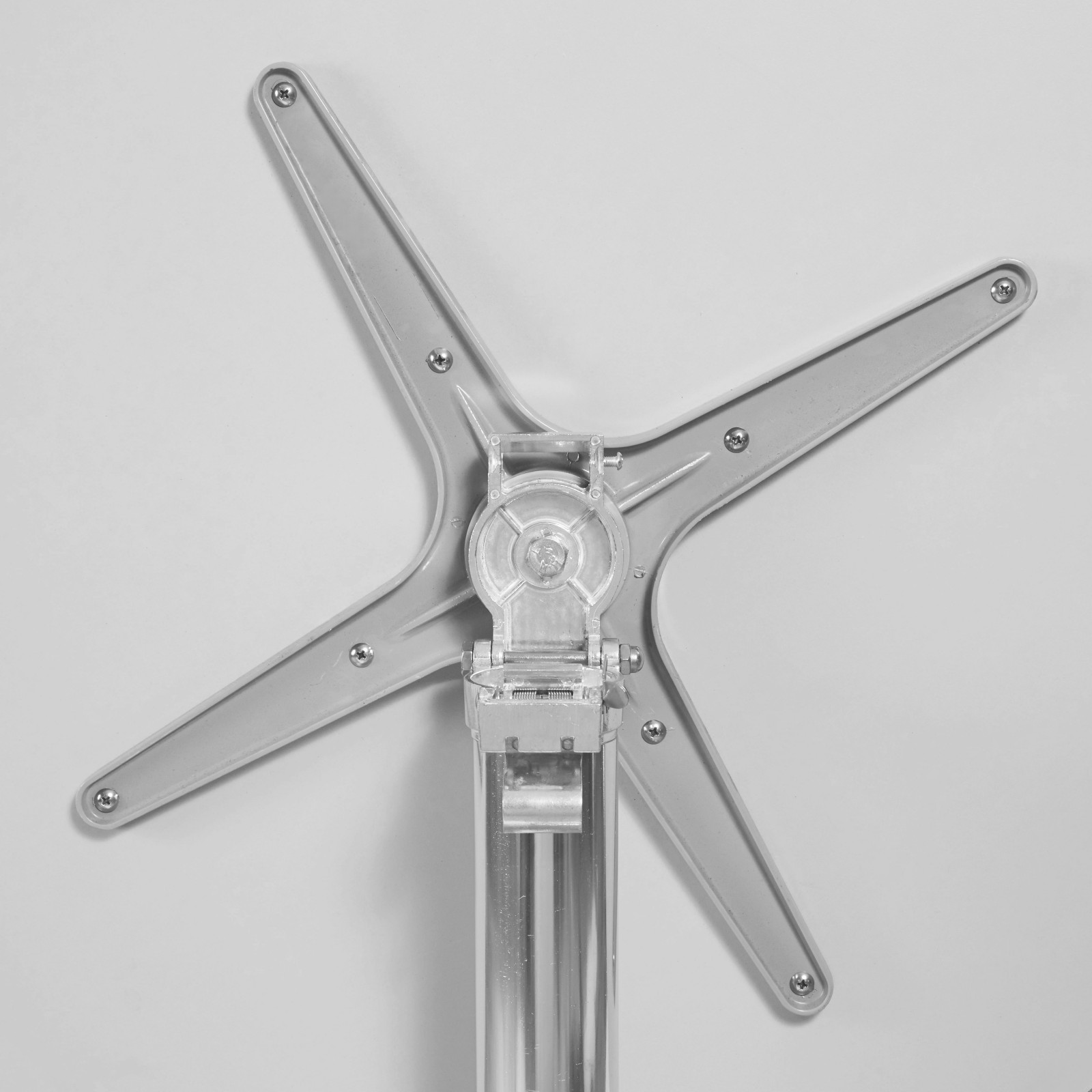 Pied de table en aluminium avec système inclinable