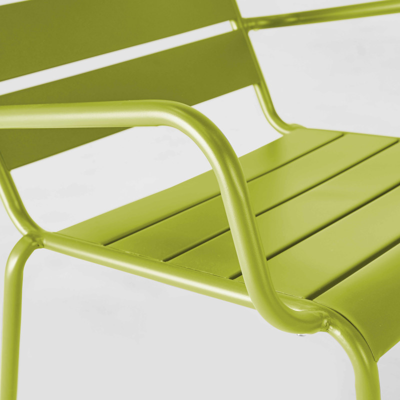 Lot de 2 fauteuils bas et repose-pieds en métal