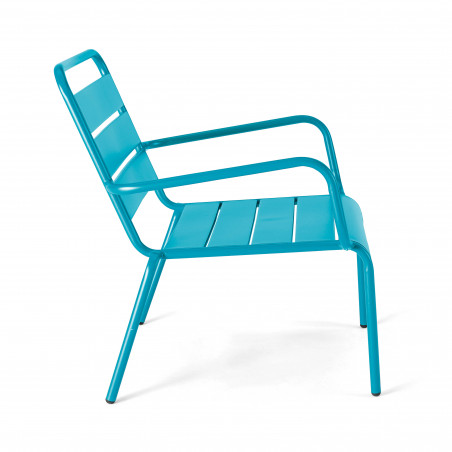 Fauteuil bas et repose-pieds en métal