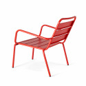 Fauteuil bas et repose-pieds en métal