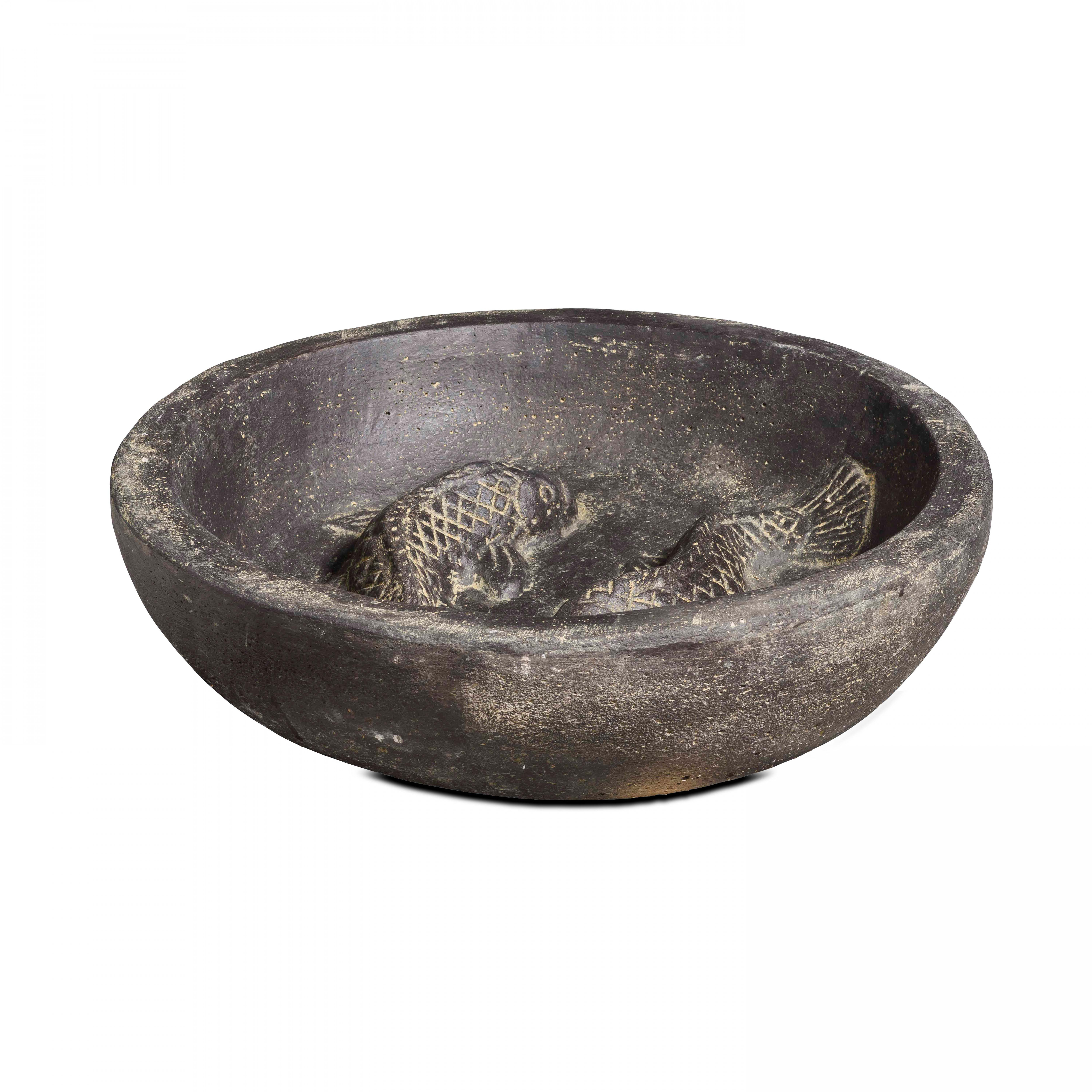 Bol en pierre ?50cm motif carpe koï