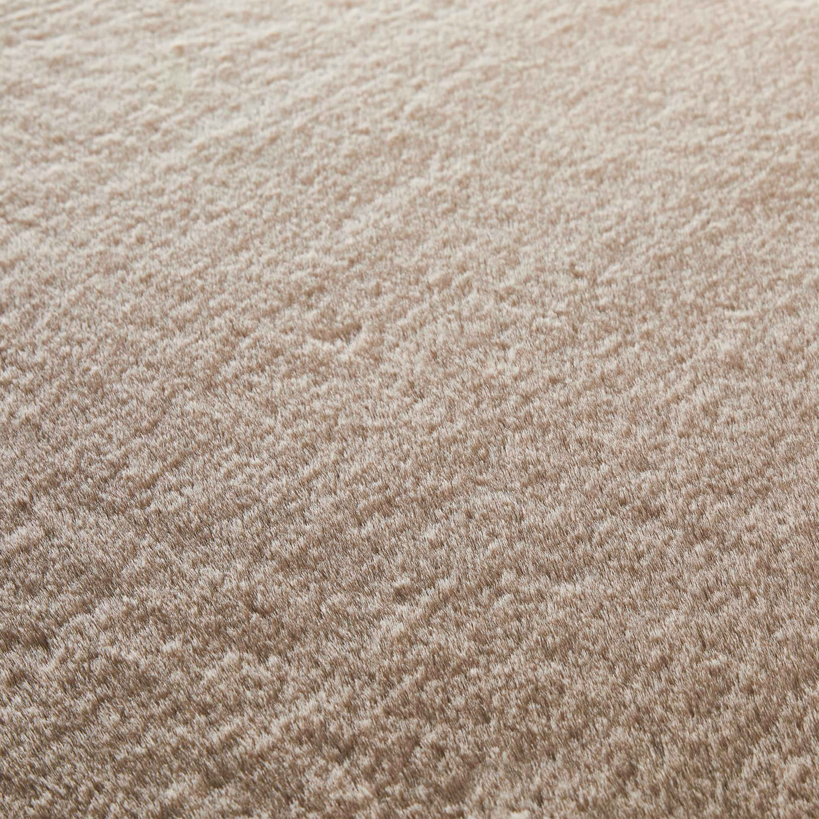 Tapis rectangulaire fausse fourrure