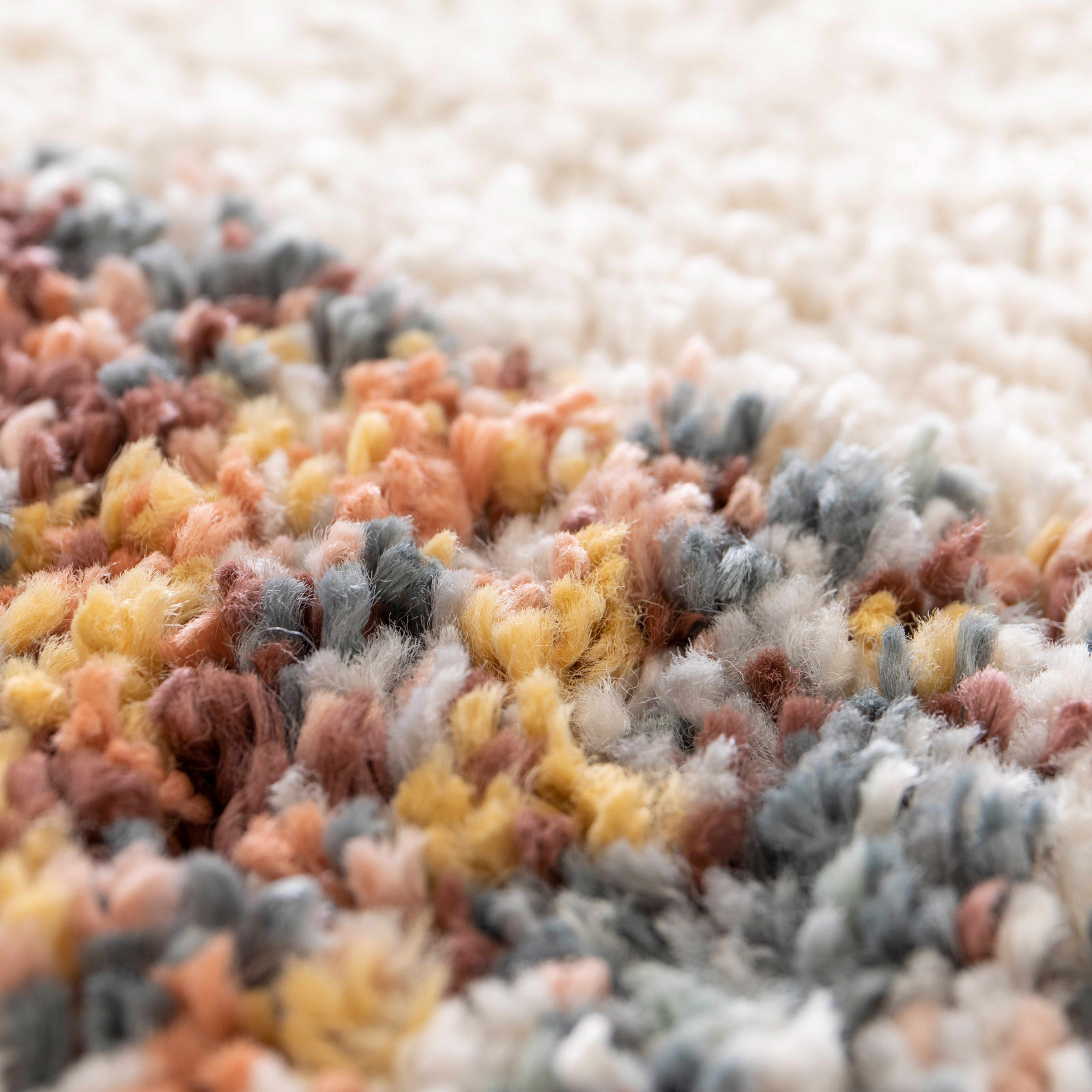 Tapis rectangulaire en polypropylène à poil long motif ethnique