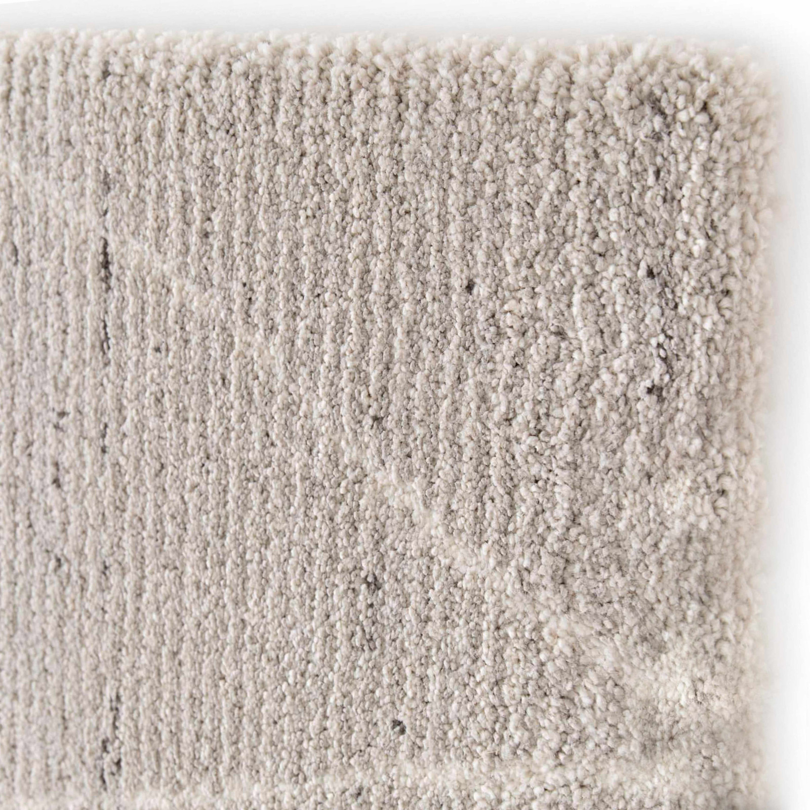 Tapis rectangulaire motif berbère à poils courts