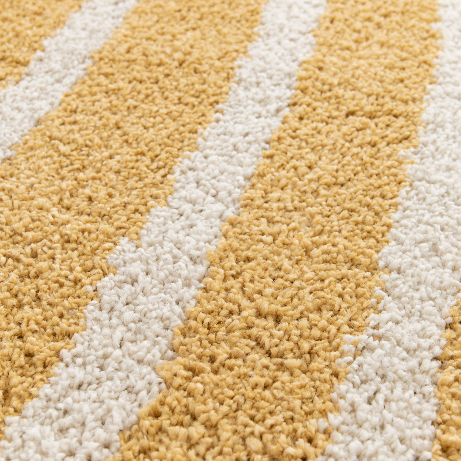 Tapis rectangulaire motif arc-en-ciel à poils longs