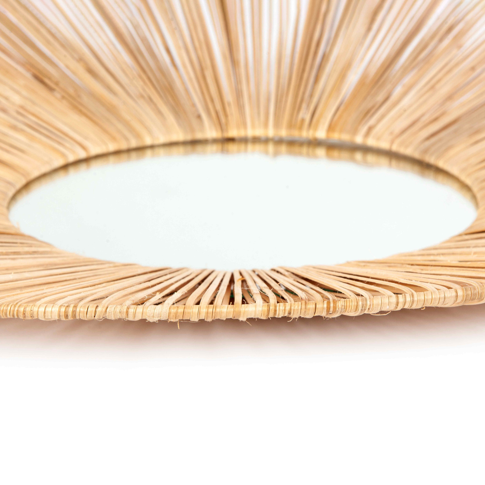 Miroir en rotin naturel