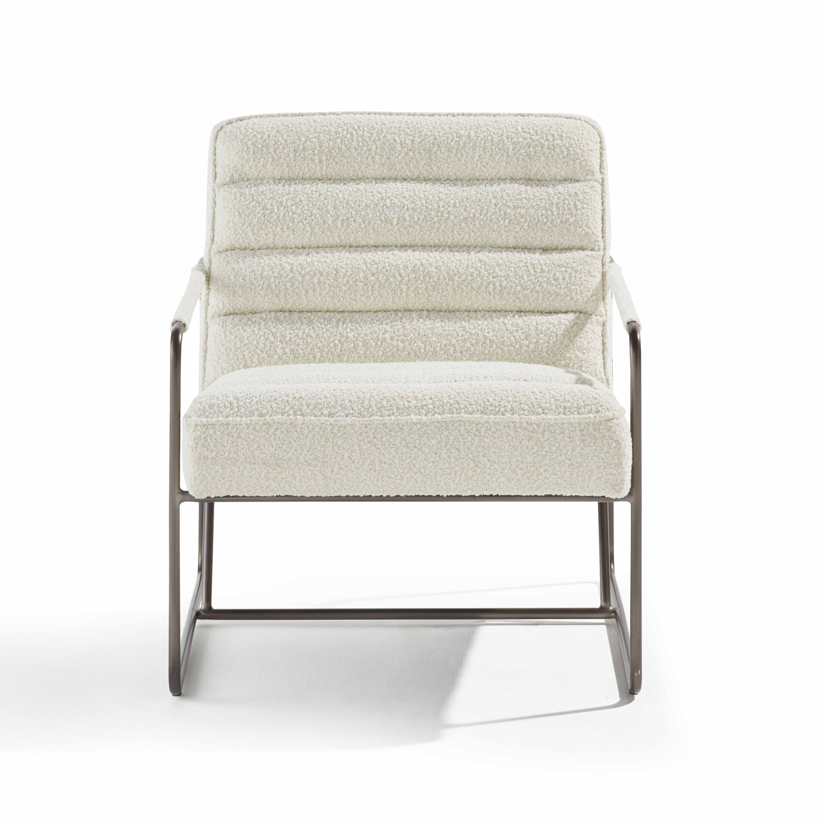 Fauteuil capitonnée en tissu bouclette