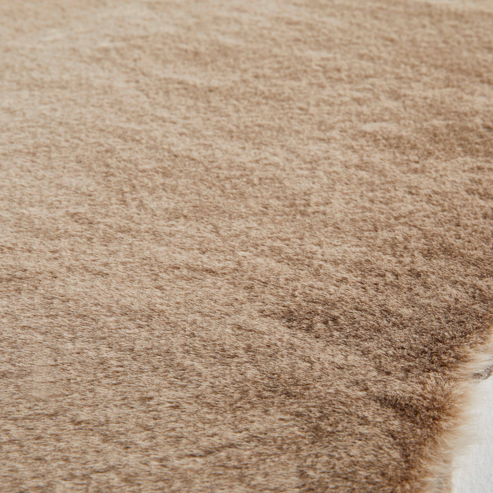 Tapis imitation peau de mouton 50 x 80 cm