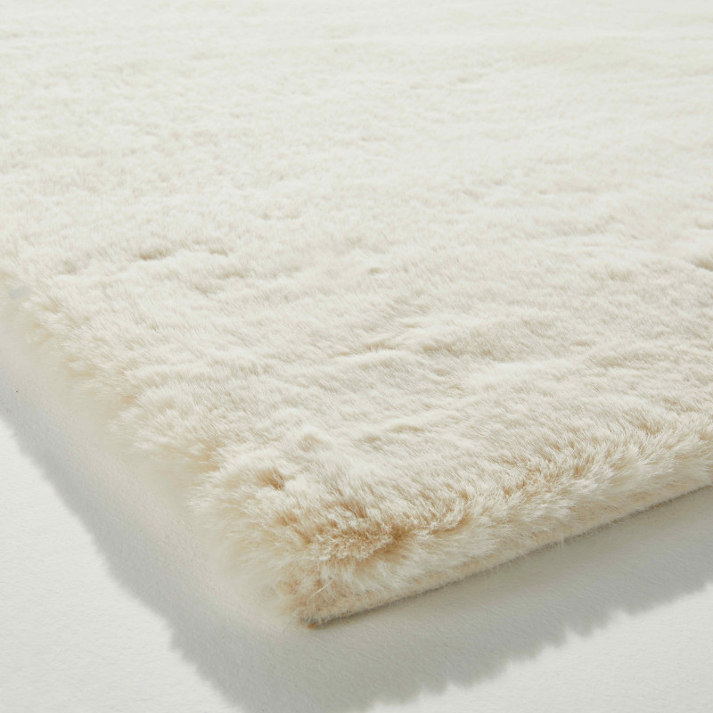 Tapis rectangulaire fausse fourrure à poils longs (2/4)