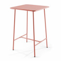 Table de bar haute 70 cm x 70 cm et 4 chaises hautes en métal
