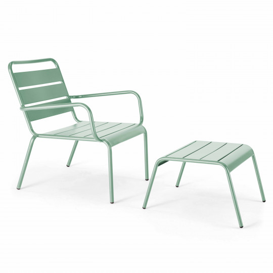Fauteuil de jardin bas en métal et repose-pieds | Oviala