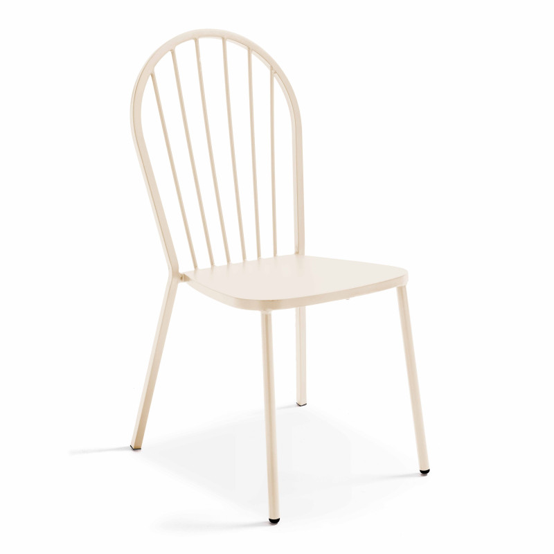 Chaise en métal ajourée