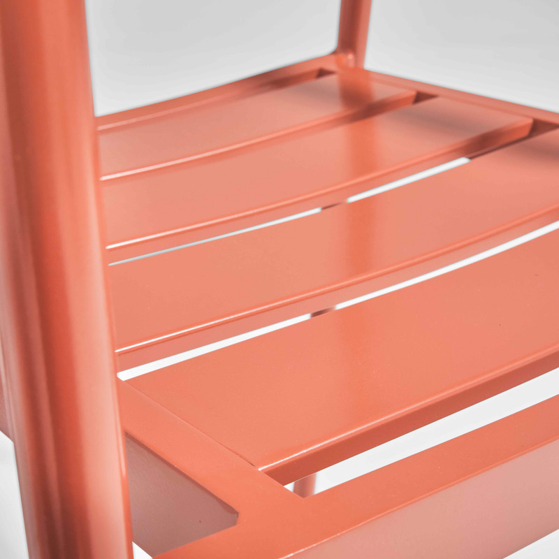 Chaise de jardin en aluminium et bois avec accoudoirs (3/5)