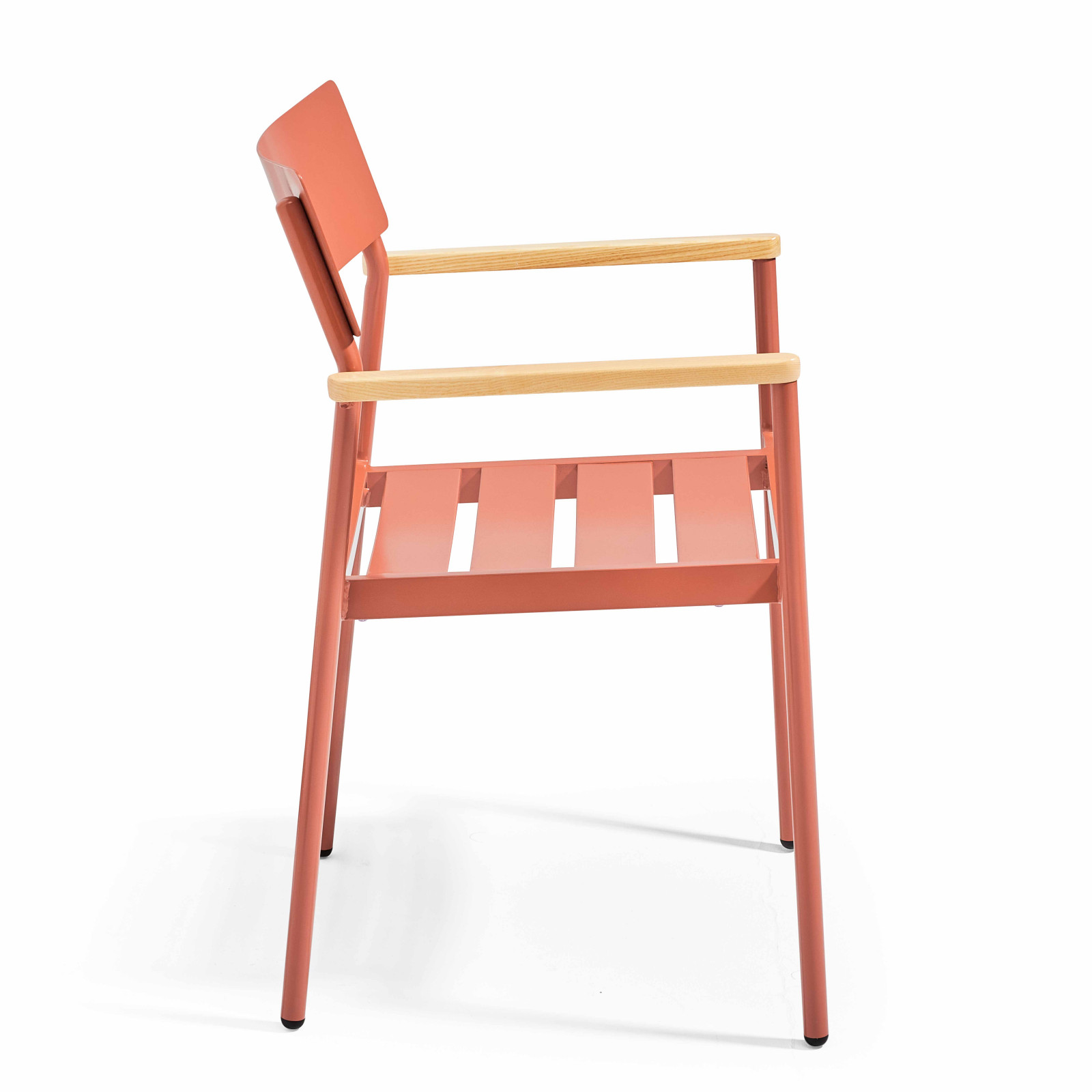 Table de jardin carrée 75 x 75 cm et 2 chaises avec accoudoirs en aluminium et bois