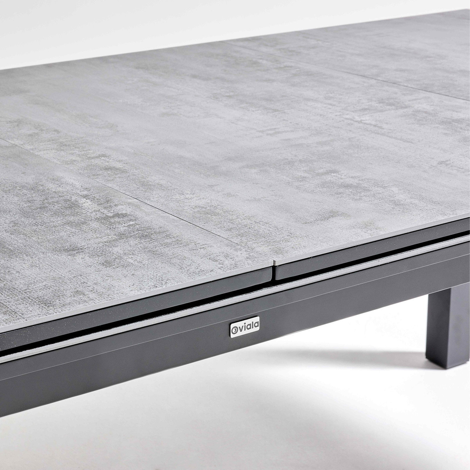 Table de jardin rectangulaire extensible (256/320 x 100 x 76 cm) en aluminium et DPC