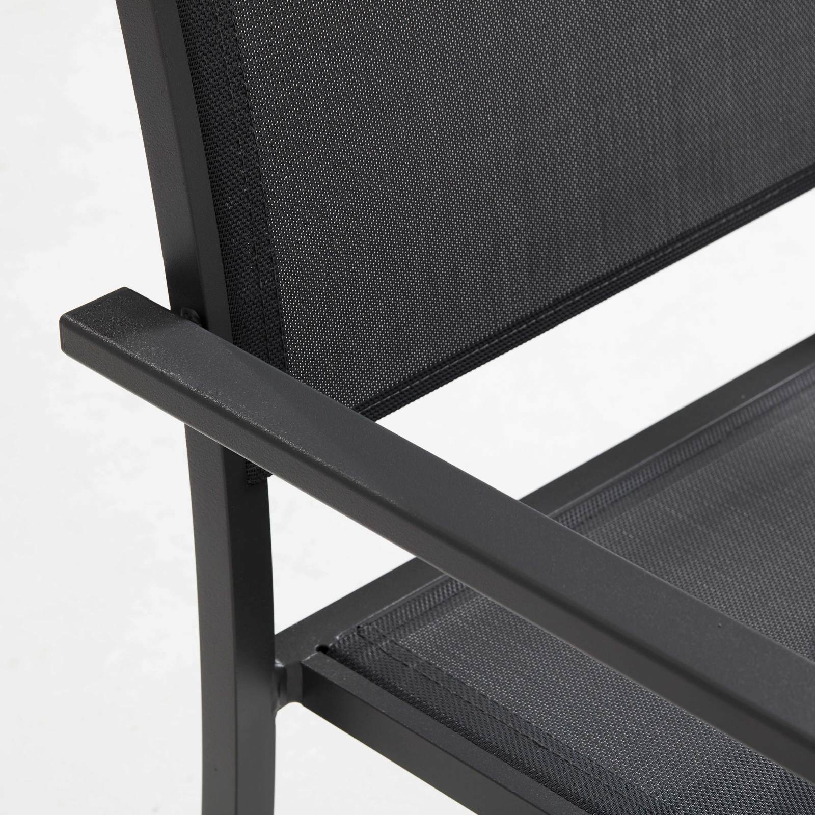 Table de jardin en céramique effet marbre 230 x 95 cm avec 8 chaises sans accoudoirs et 2 chaises avec accoudoirs