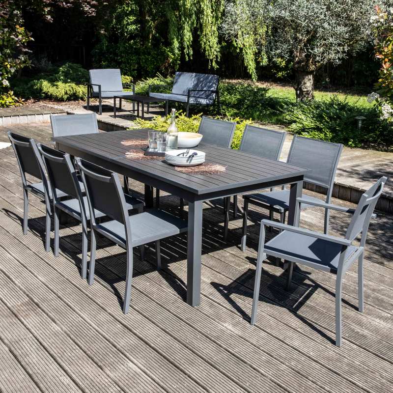 Table de jardin extensible aluminium et bois composite (200/300 x 97 x 75 cm)