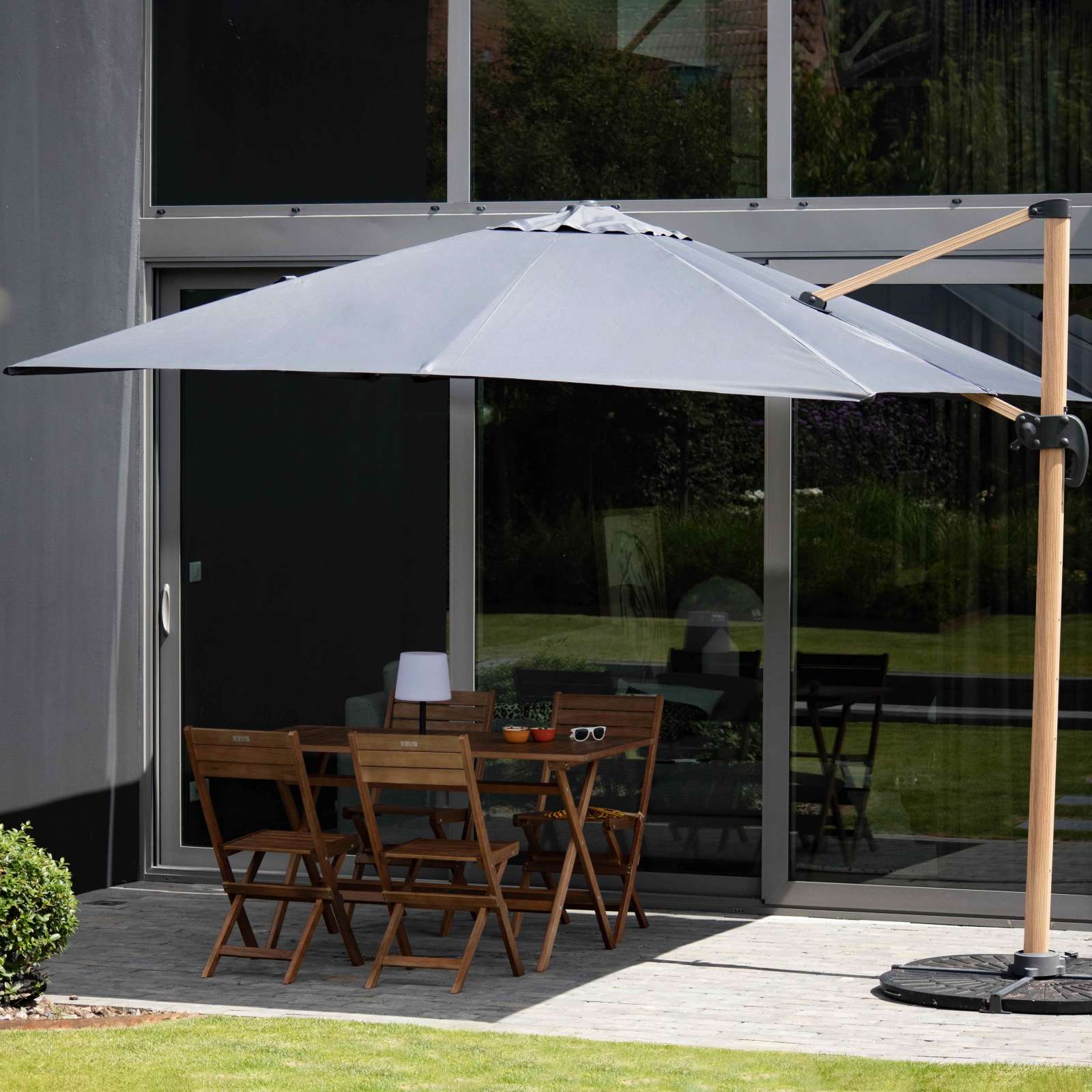 Parasol déporté inclinable carré mât effet bois (3 x 3m) - 250g/m²