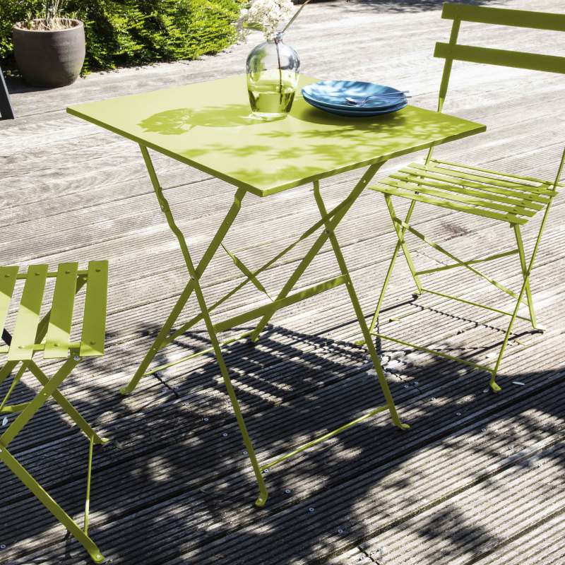 Table de jardin carrée en métal 60 x 60 cm et 2 chaises pliantes