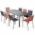 Table de jardin rectangulaire 180 x 90 cm et 8 chaises dépareillés avec accoudoirs en métal