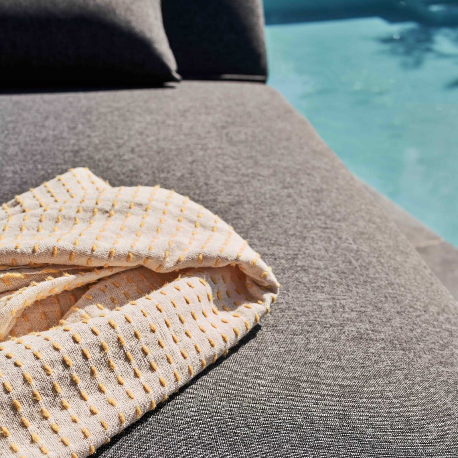 Bain de soleil avec coussin inclinable