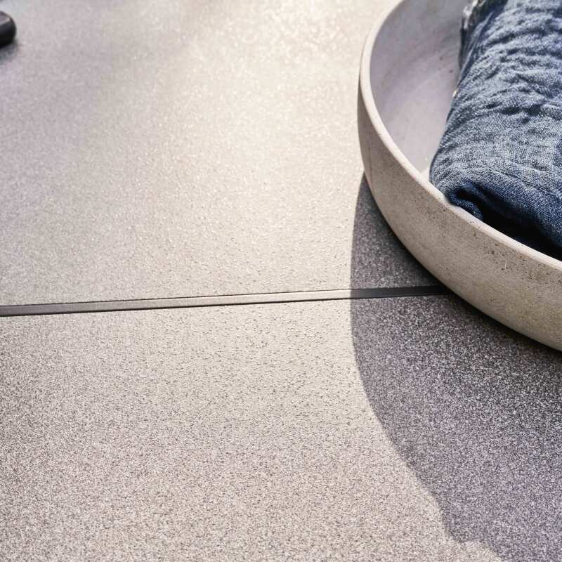 Table de jardin plateau en céramique effet béton ciré (182 x 121 x 74 cm)