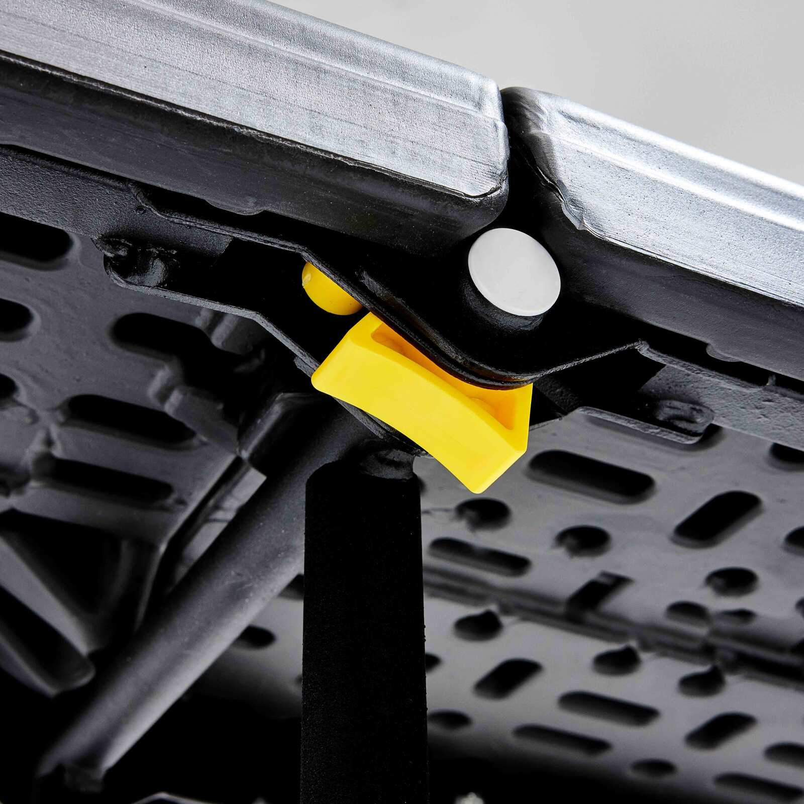 Ensemble table + bancs pliants en PEHD