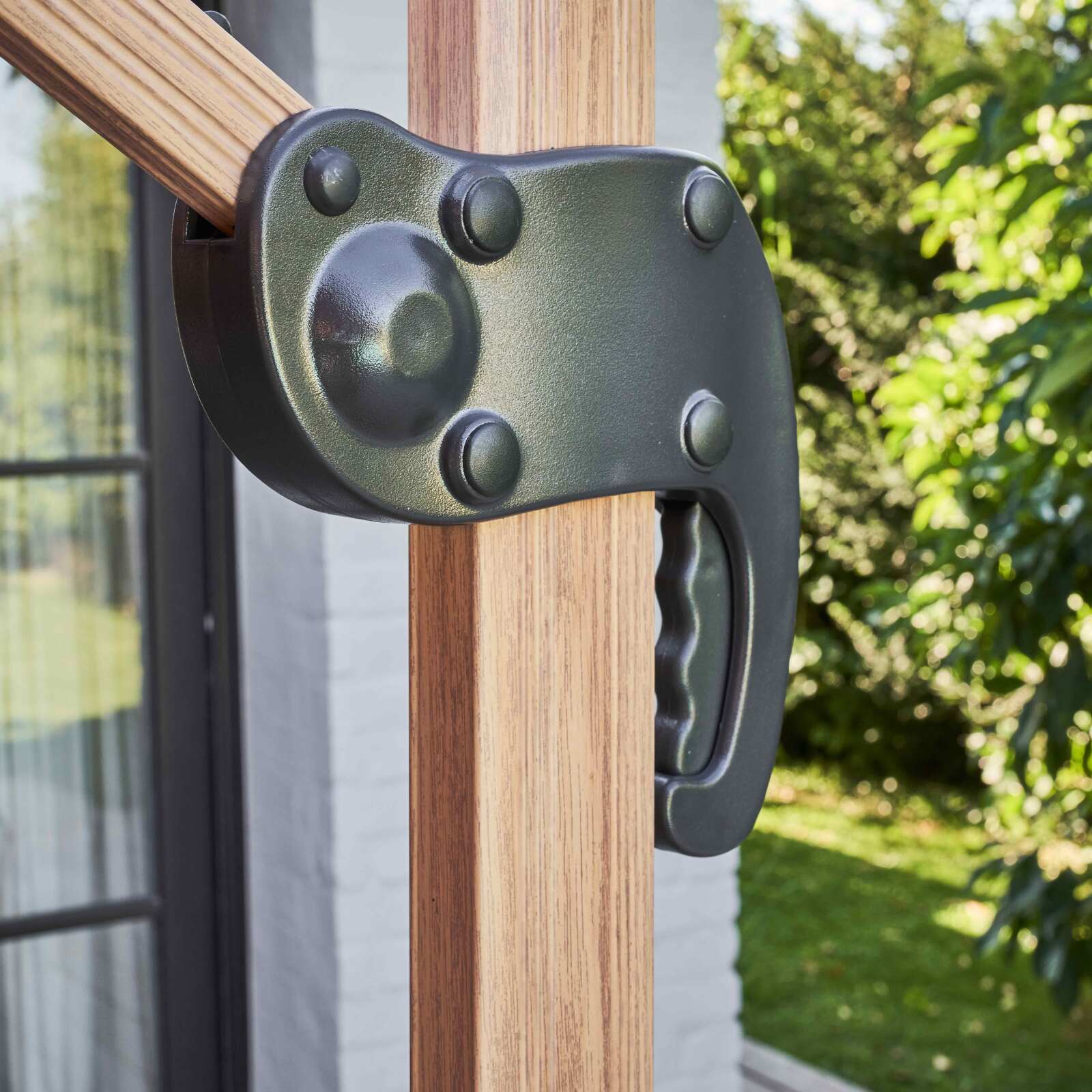 Ensemble parasol déporté inclinable (3 x 3m) + 4 dalles à lester remplissables